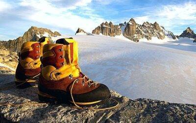15 Best Men’s Mountaineering Boots