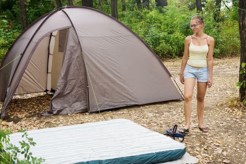 Inflatable camping mattress