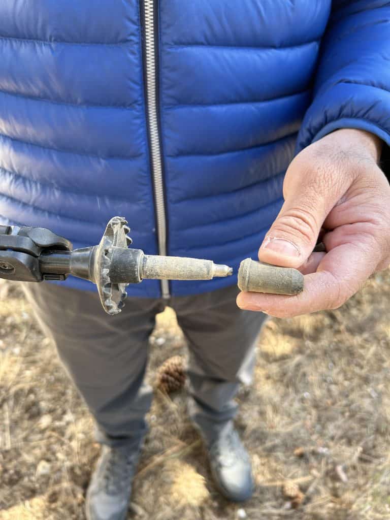 hiking pole tip and its cover